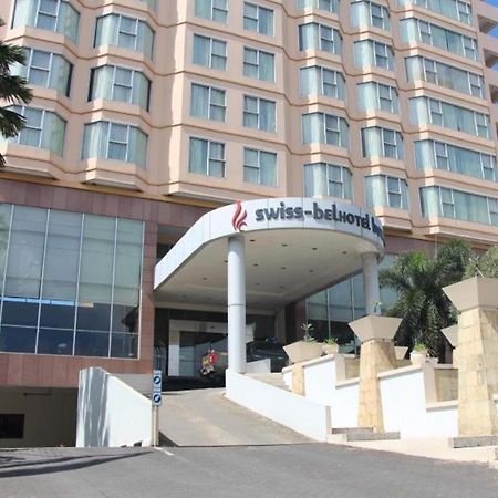 Swiss-Belhotel Borneo Samarinda Esterno foto