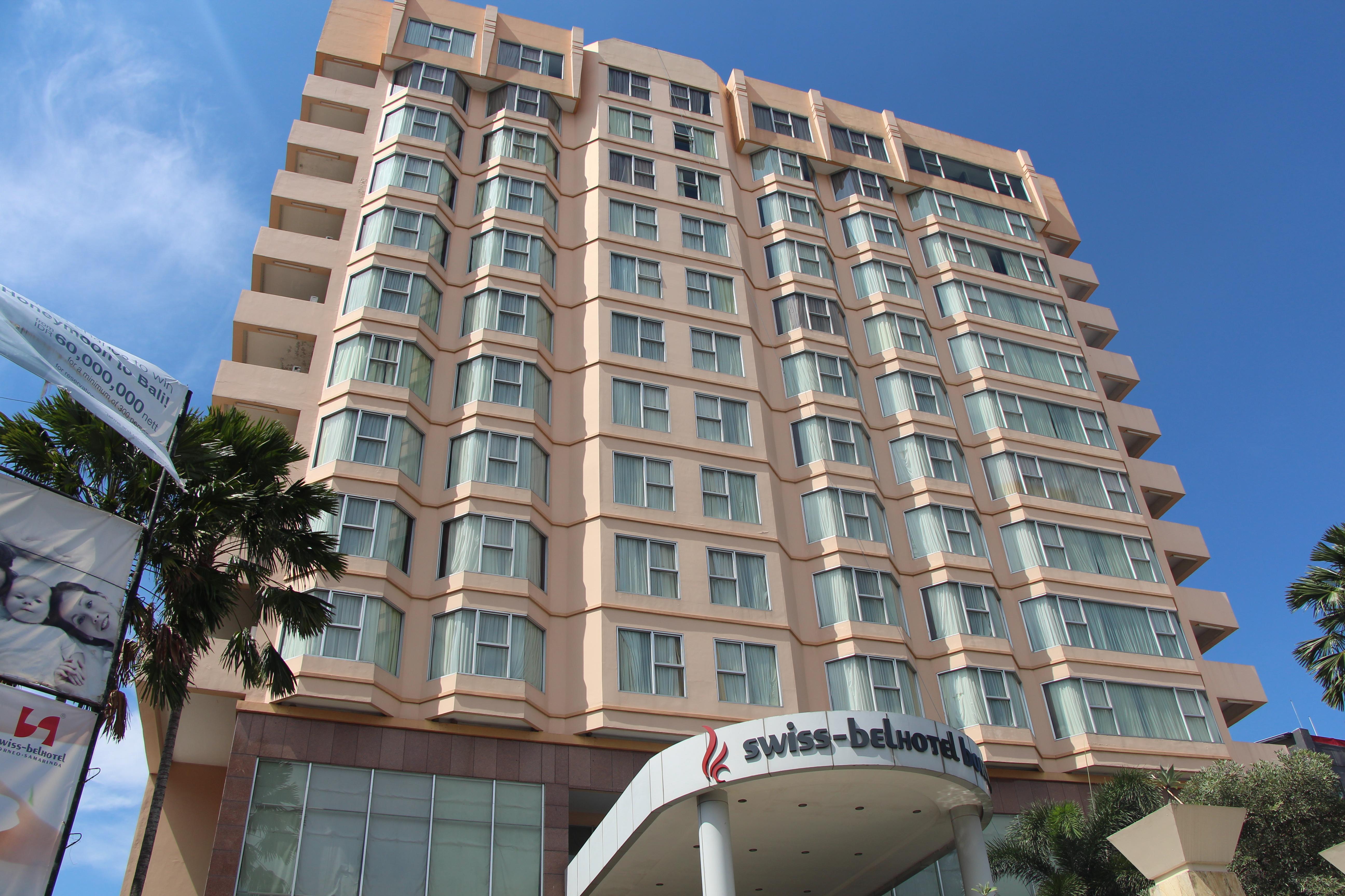 Swiss-Belhotel Borneo Samarinda Esterno foto